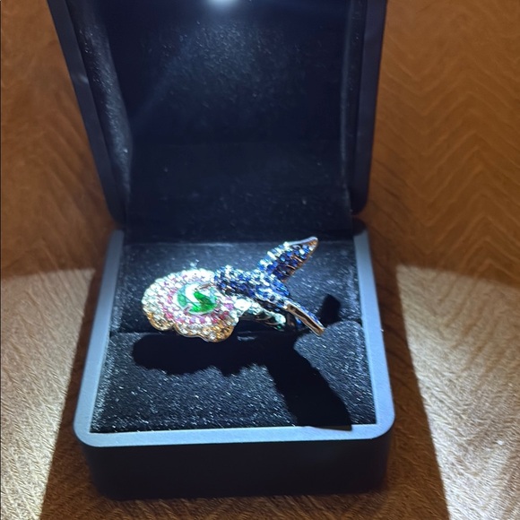 Hummingbird Feeding Blue and Green Contemporary Ring with Prong-Set Stones - Picture 3 of 5